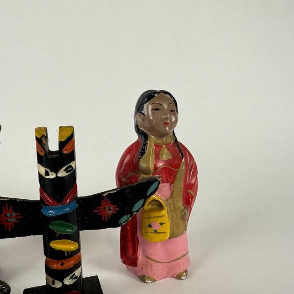 Native American Lot of 6 Vintage Cultural Figurines 5 Figures & totem pole - Picture 5 of 6
